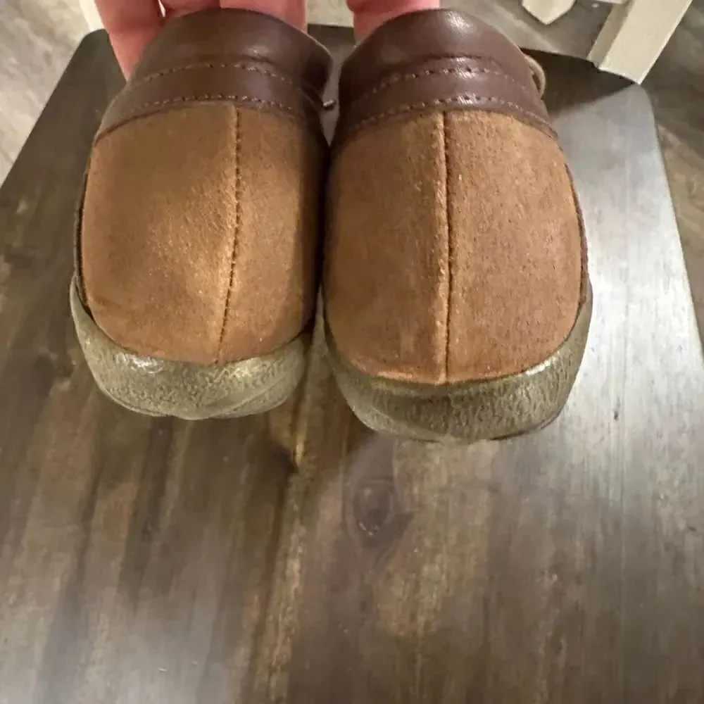 Naot Koru Timu/ 11147 Antique Brown/Toffee Brown Suede Leather Flats size 39 / 8
